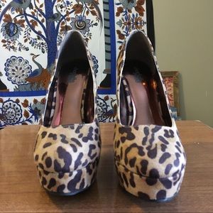 Cheetah high heel shoes from Charlotte Russe.